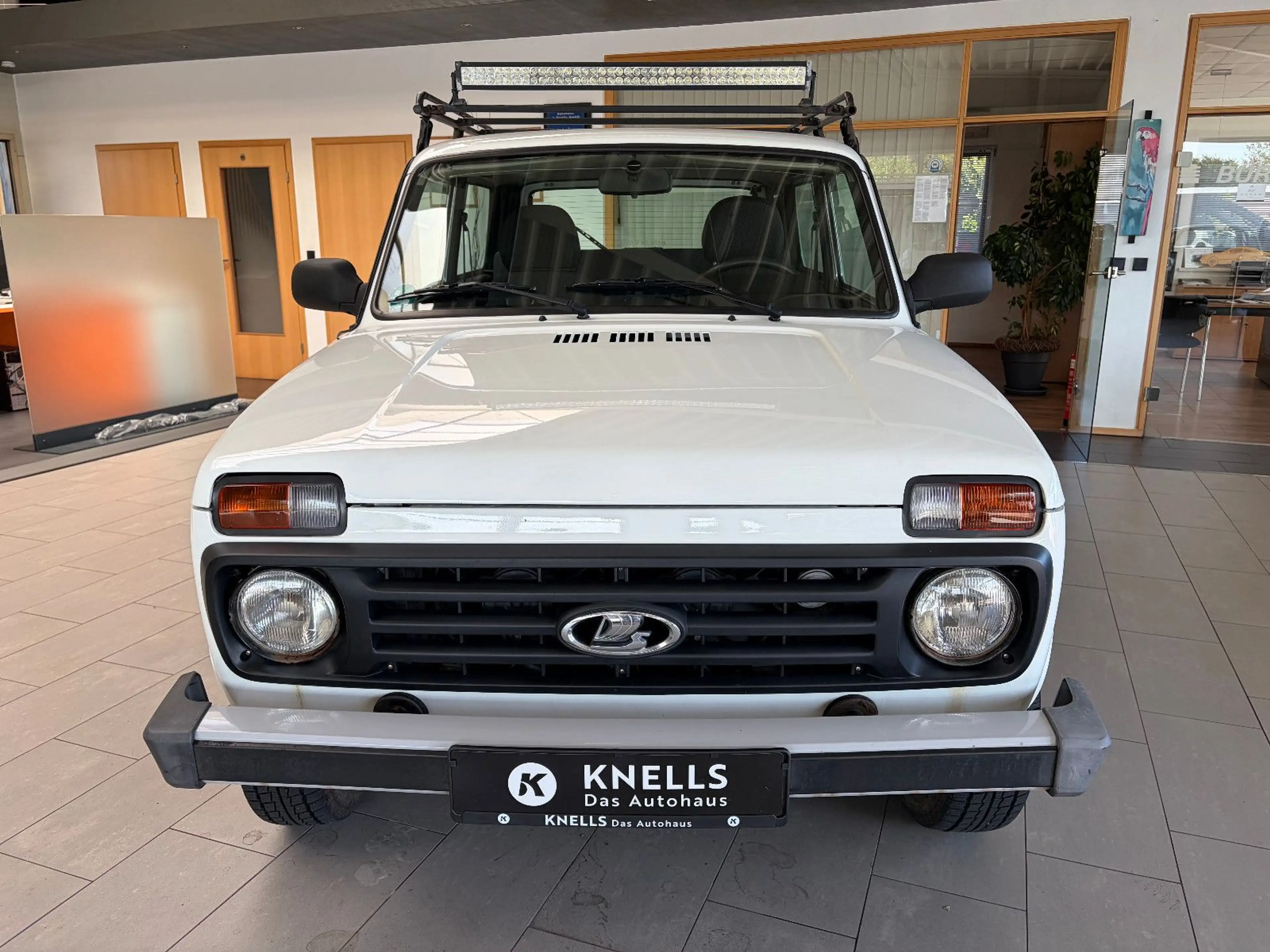 Lada Taiga / Niva 4x4 LED ELEKTR. FENSTER VERSIEGELT — photo 2