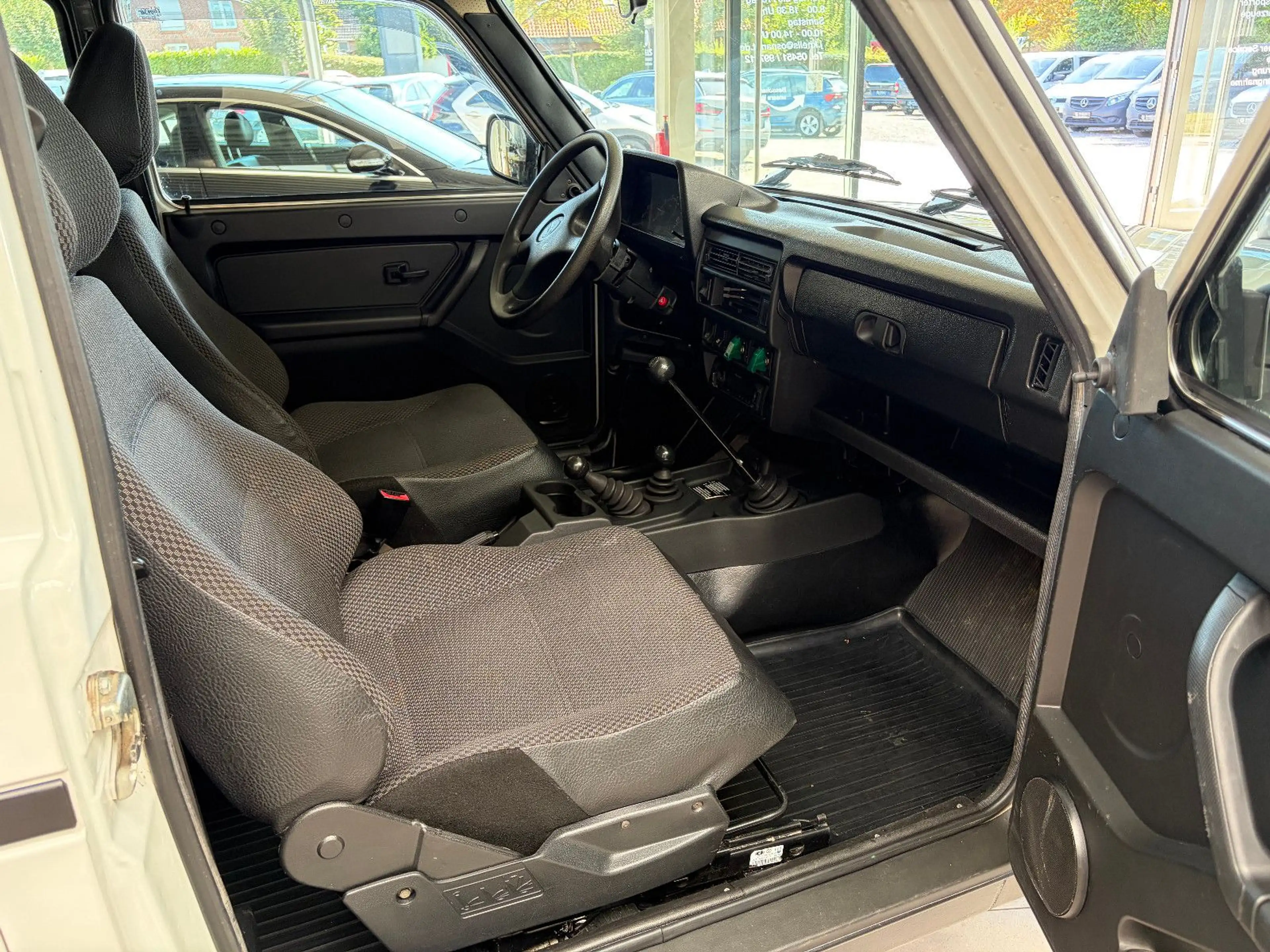 Lada Taiga / Niva 4x4 LED ELEKTR. FENSTER VERSIEGELT — photo 12