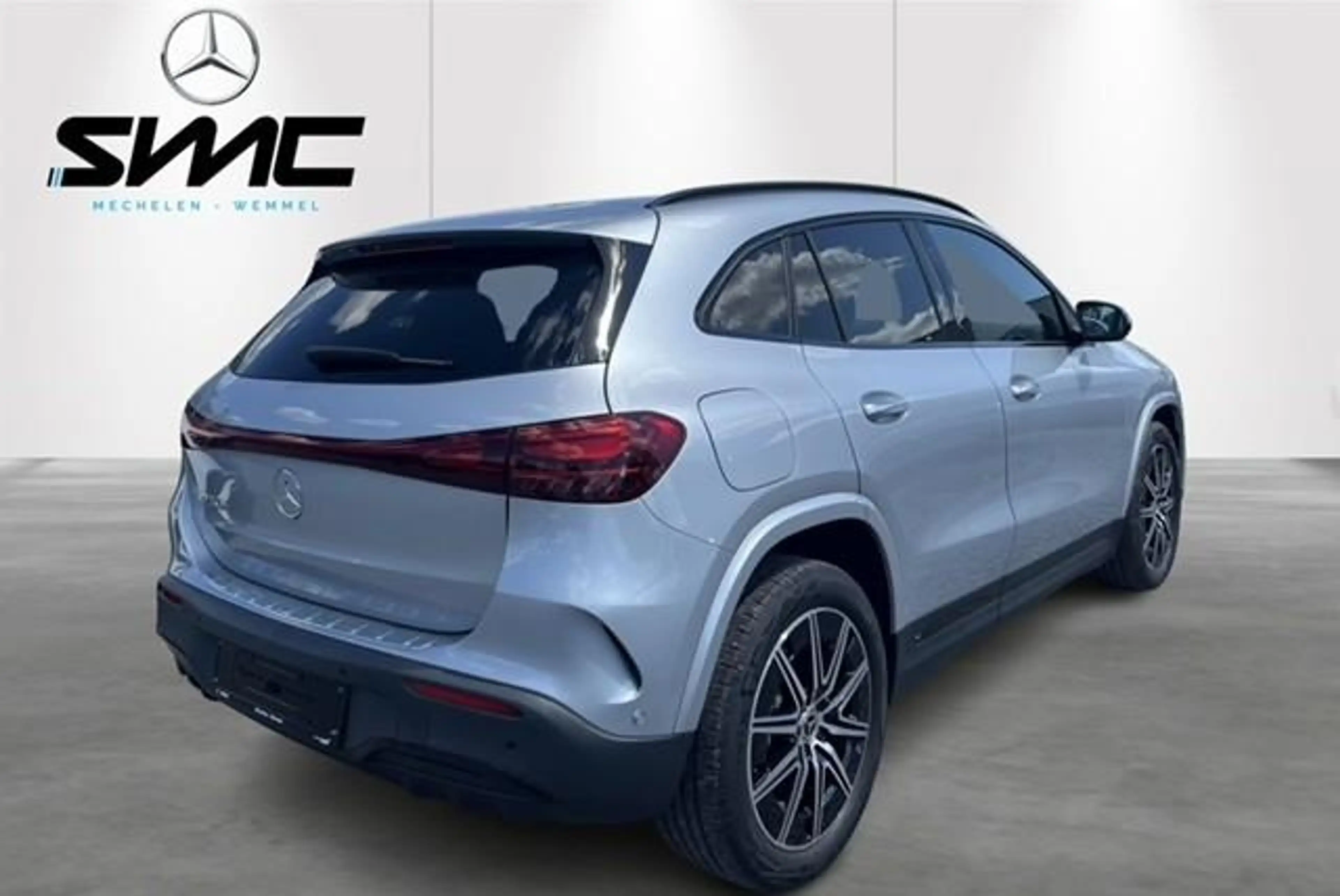 Mercedes-Benz EQA 250 EQA 250+ AMG Line — photo 2