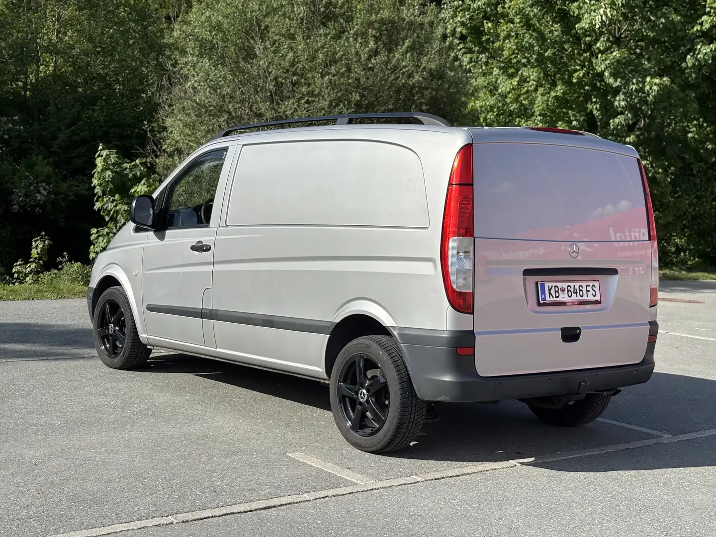 Mercedes-Benz Vito 111 CDI Transporter Silber - 2