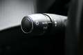Peugeot 208 1.2 PURETECH 130PK GT-LINE AUTOMAAT / NAVI / LEDER Geel - thumbnail 26