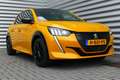 Peugeot 208 1.2 PURETECH 130PK GT-LINE AUTOMAAT / NAVI / LEDER Geel - thumbnail 4