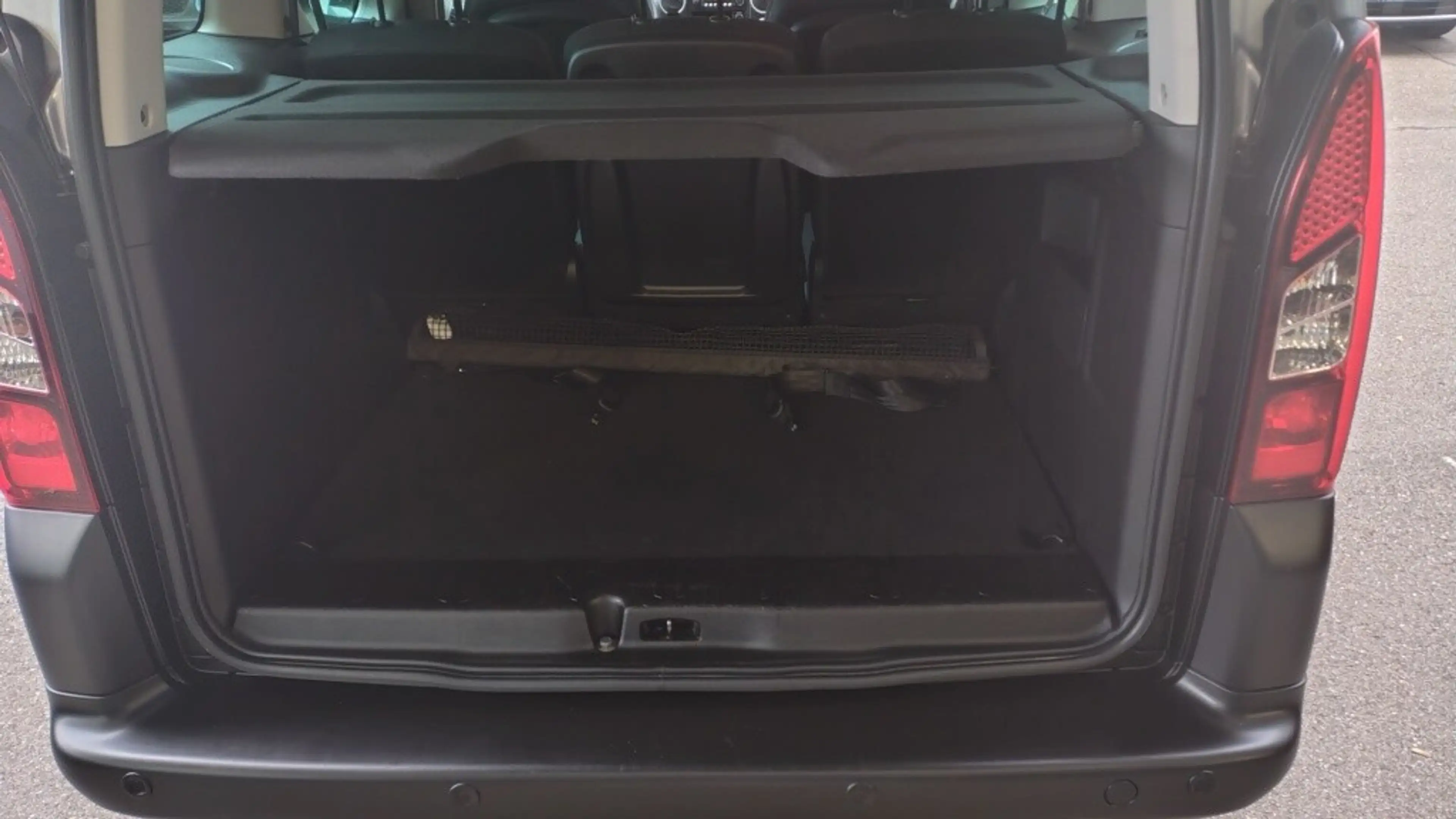Citroen Berlingo Multispace BlueHDI 100 XTR — photo 7