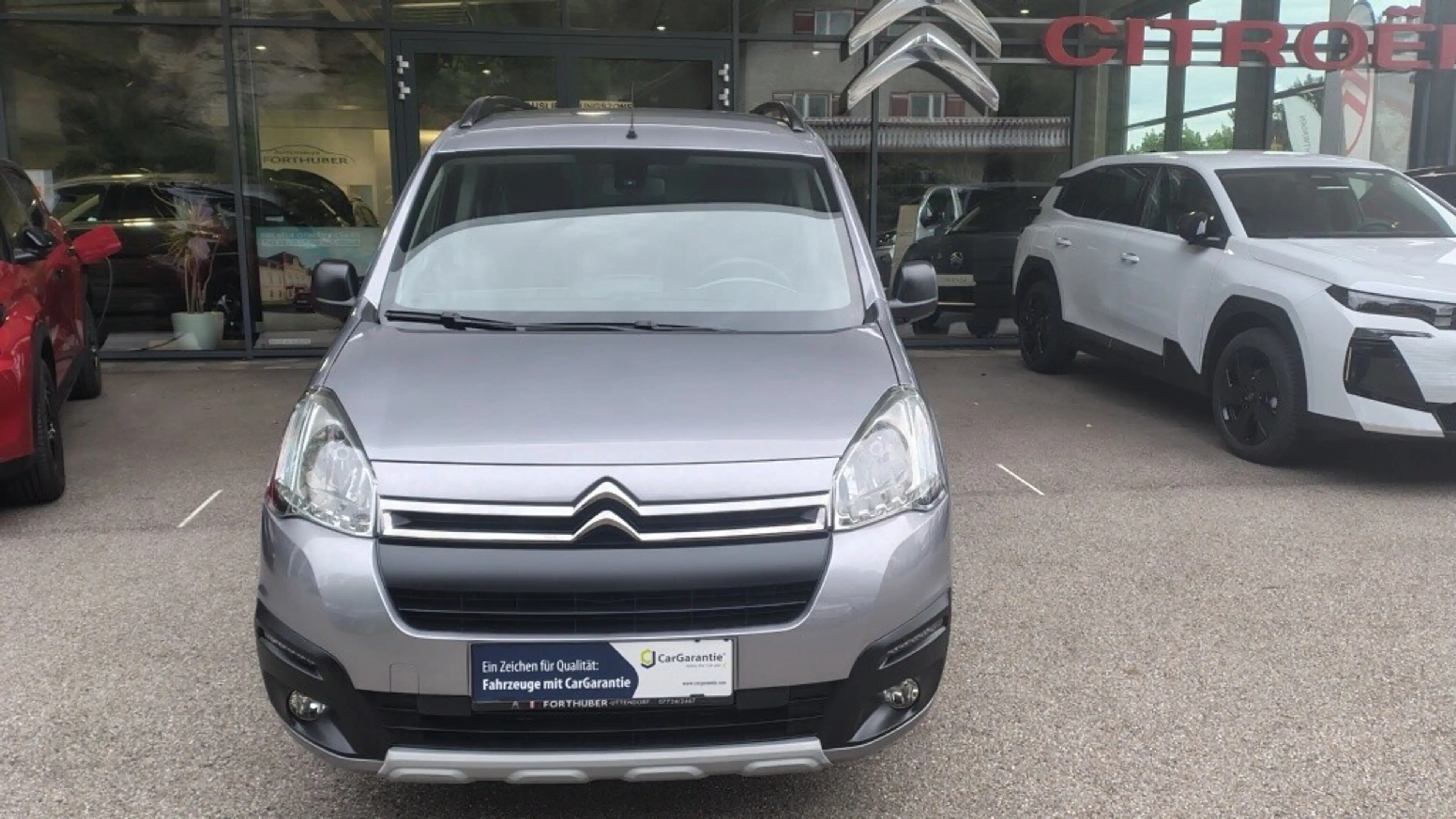 Citroen Berlingo Multispace BlueHDI 100 XTR — photo 2