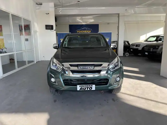 Isuzu D-Max 1.9 Space Cab Solar Plus A/T 4WD A/C IVA ESCLUSA