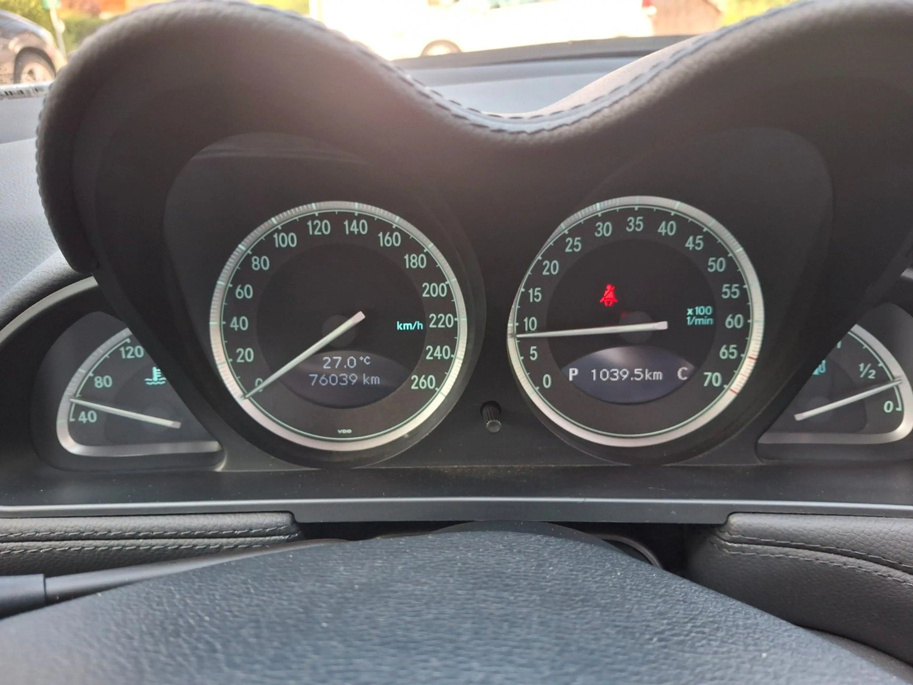 Mercedes-Benz SL 350 — photo 14