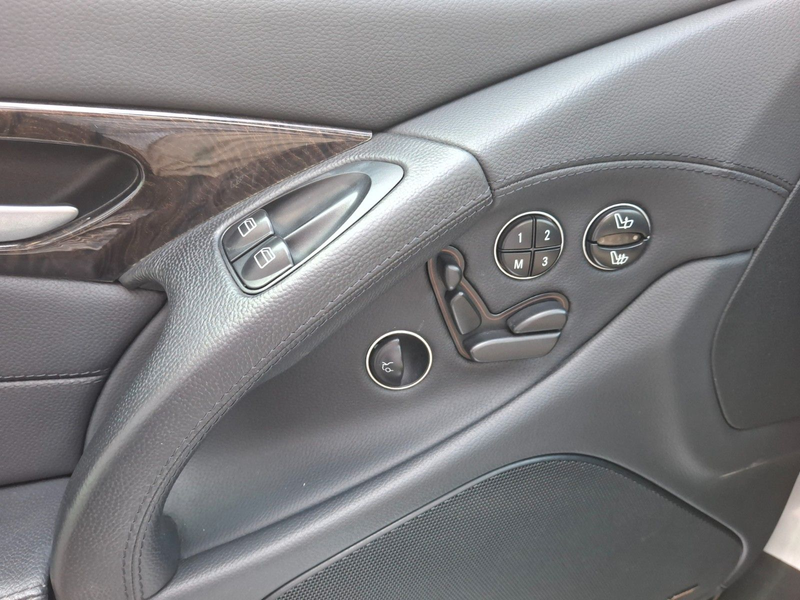 Mercedes-Benz SL 350 — photo 17