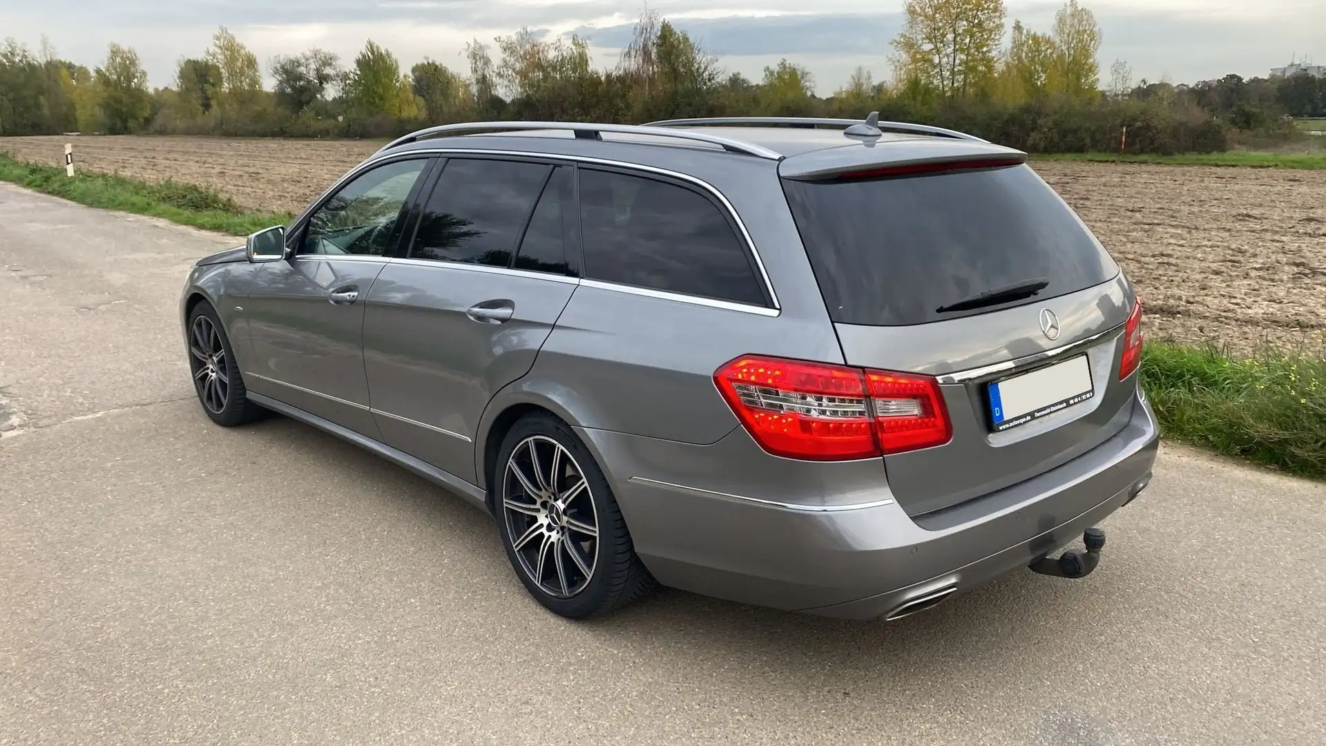 Mercedes-Benz E 350 CDI Avantgarde Grey - 2