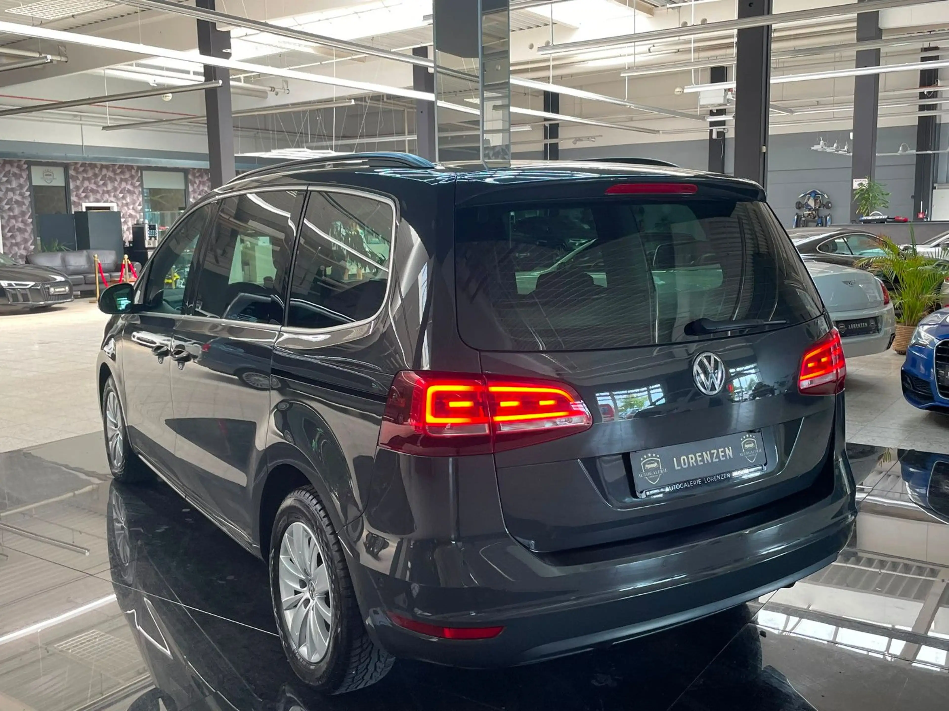Volkswagen Sharan Comfortline BMT/Start-Stopp / LED / KLIMA — photo 12