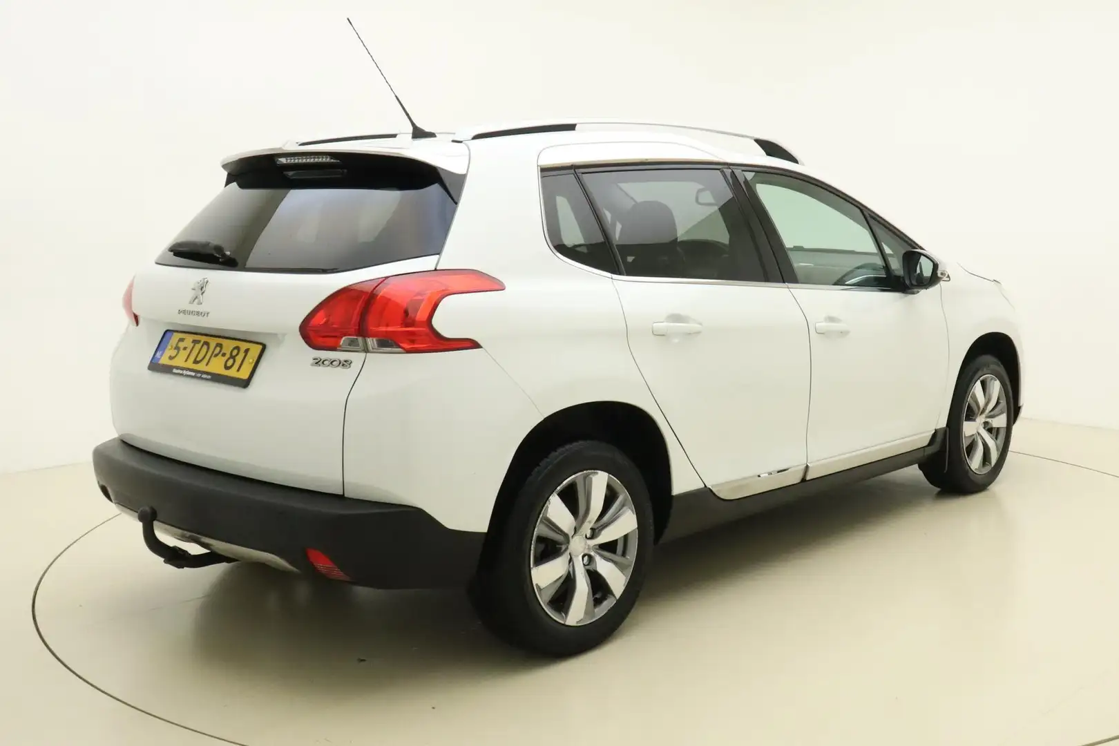 Peugeot 2008 1.2 VTi Allure Pack Premium Plus | Navigatie | Pan Blanc - 2