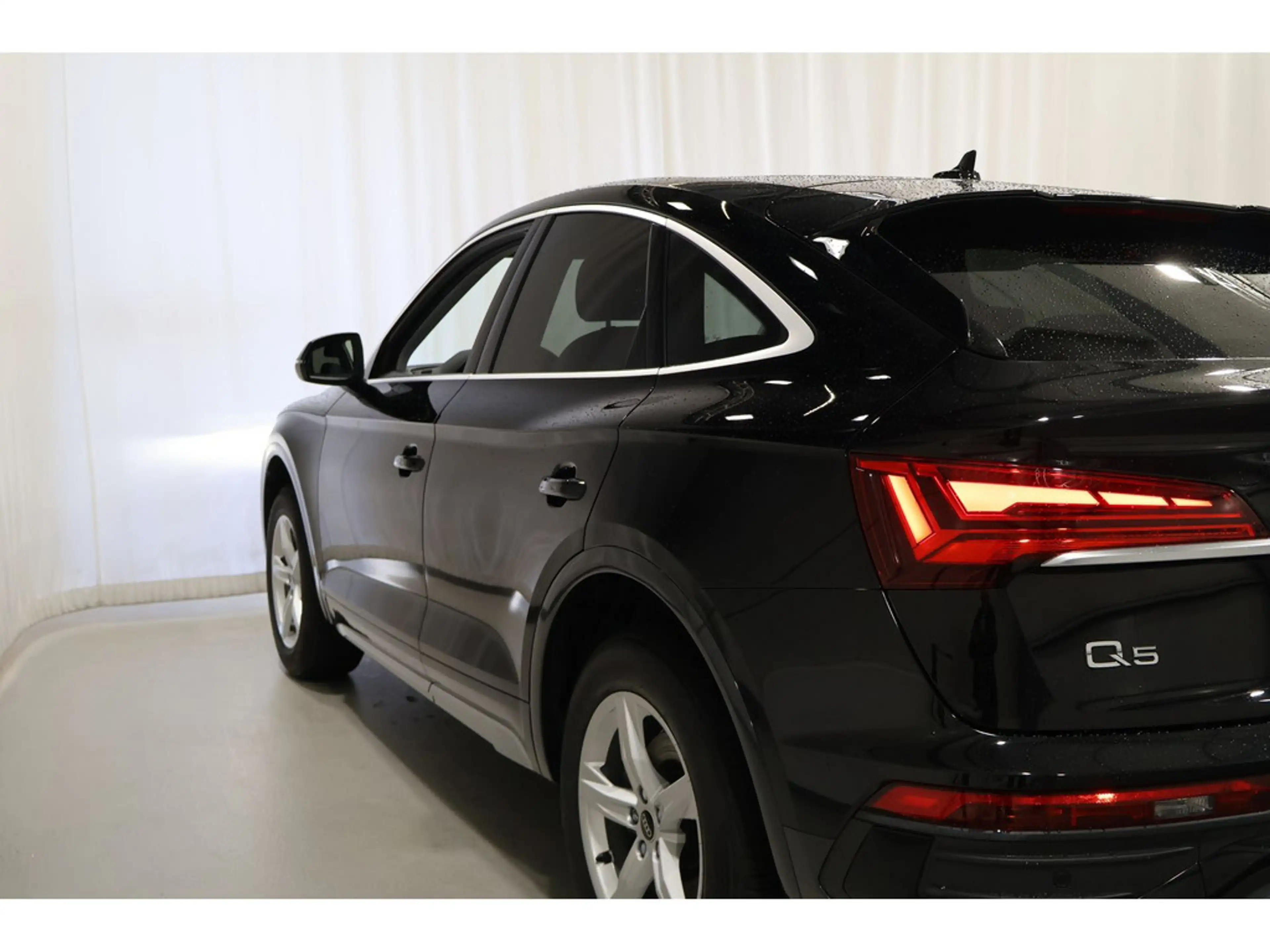 Audi Q5 Sportback 40 TDI quattro advanced VC*LED*R-Kamera — photo 15