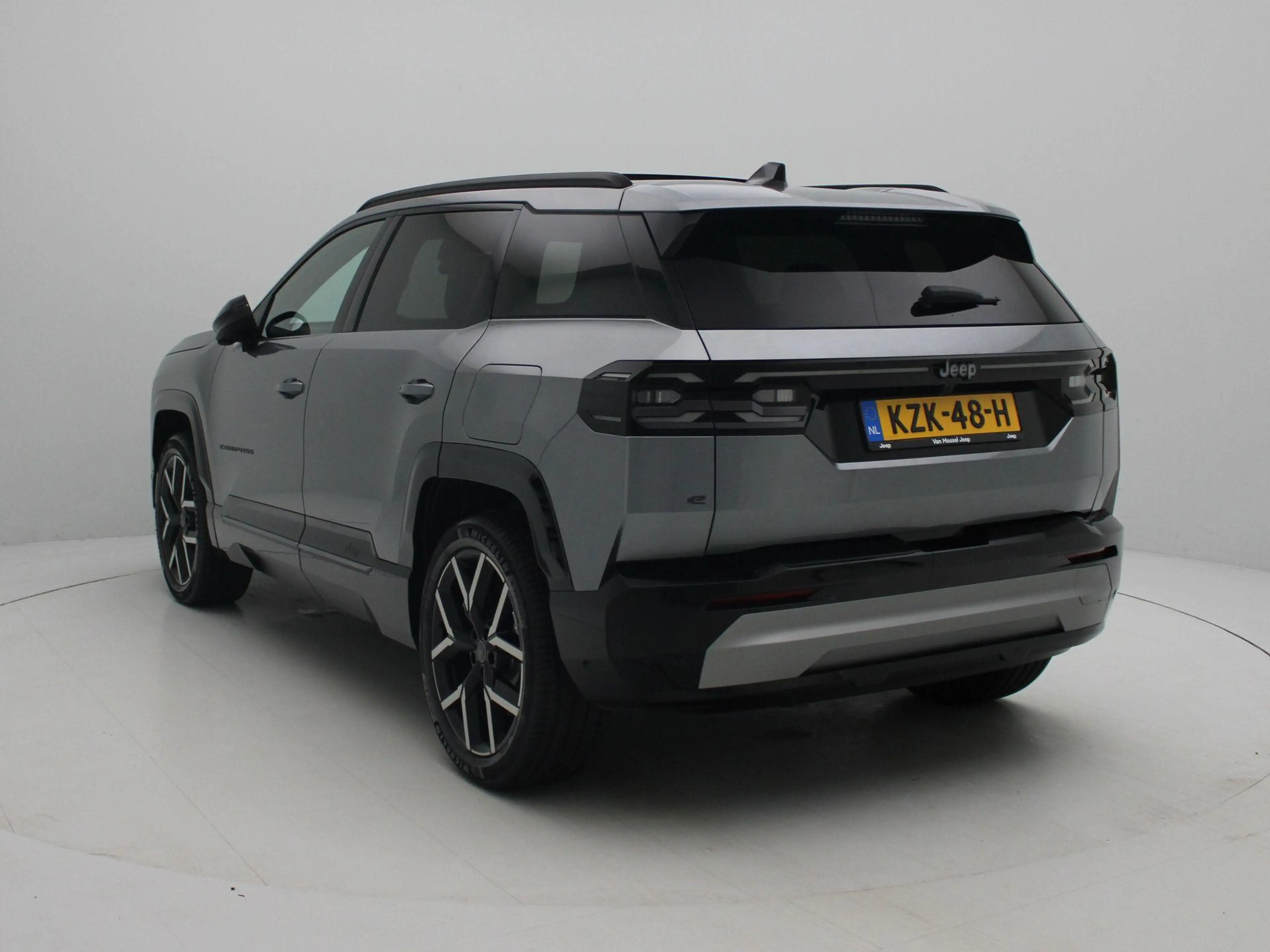 Jeep Compass 1.6 e-Hybrid Plug-In First Edition | Demo | — photo 2