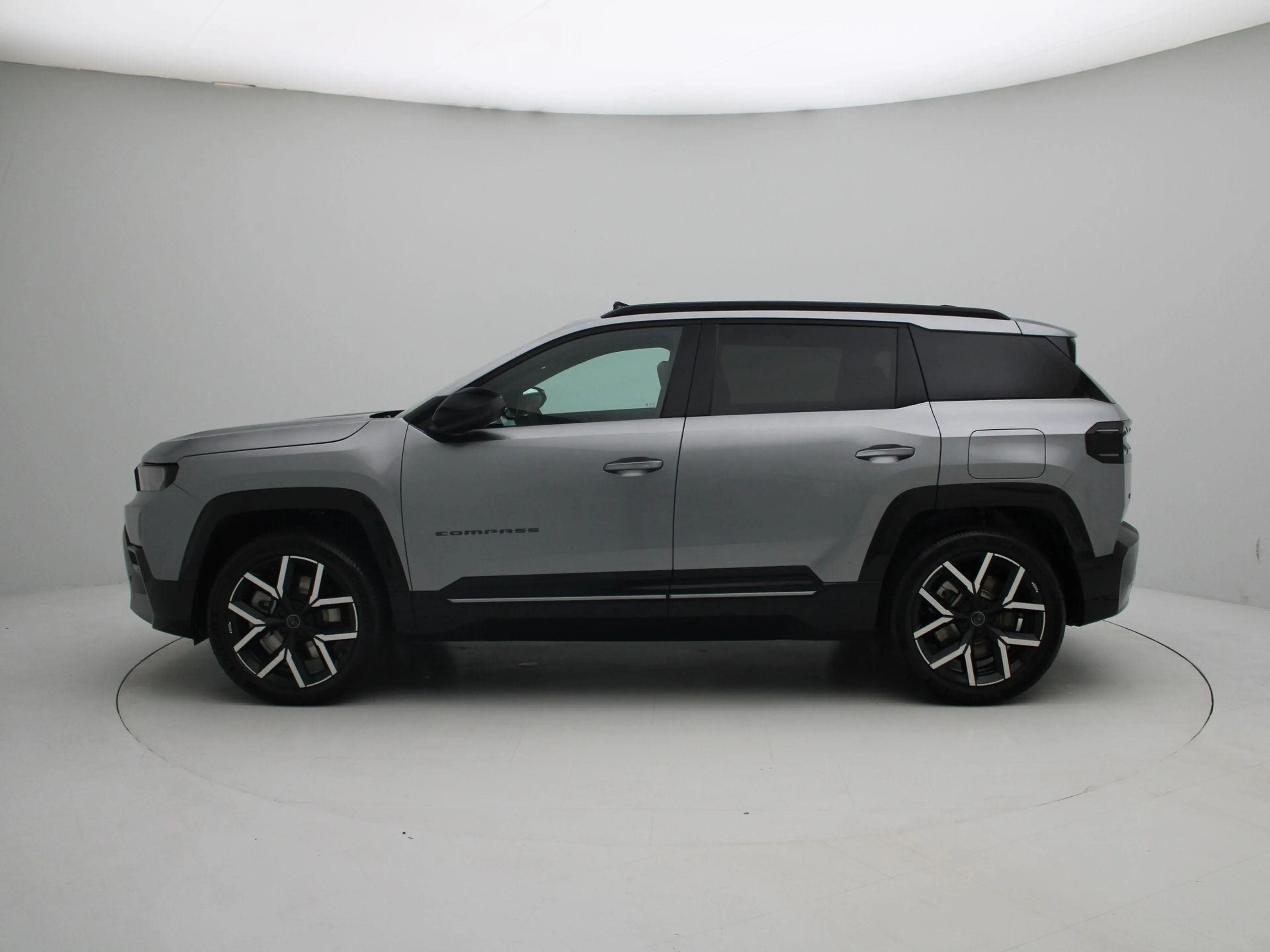 Jeep Compass 1.6 e-Hybrid Plug-In First Edition | Demo | — photo 4