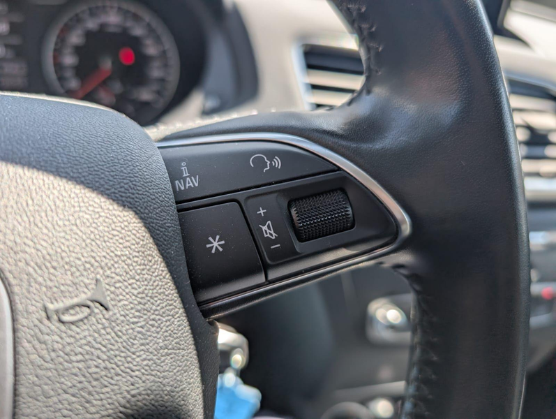 Audi Q3 1.4TFSI S-Tronic Standheizung LED Navi PDC — photo 15