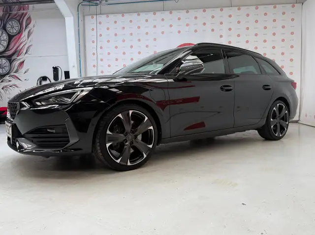 Cupra Leon view 2