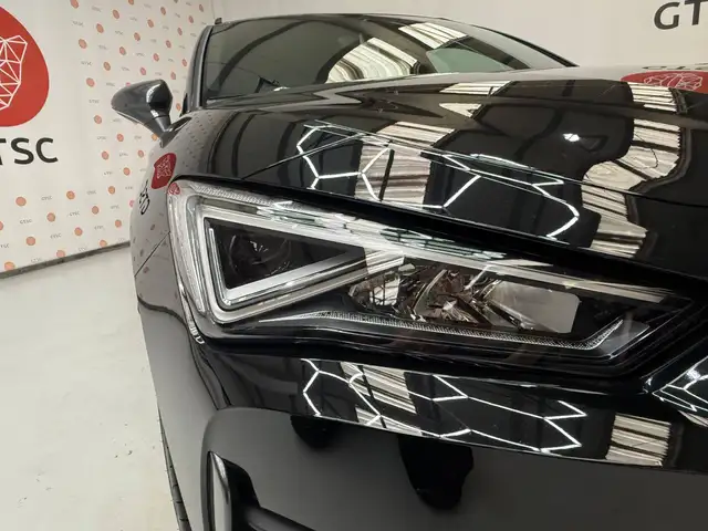 Cupra Leon view 10