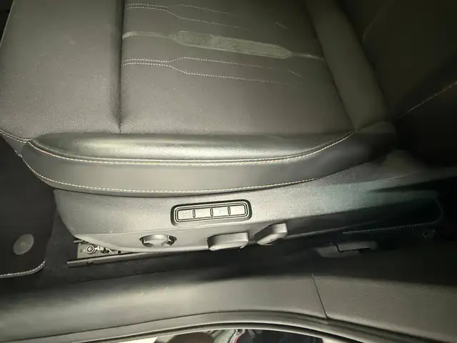 Cupra Leon view 14