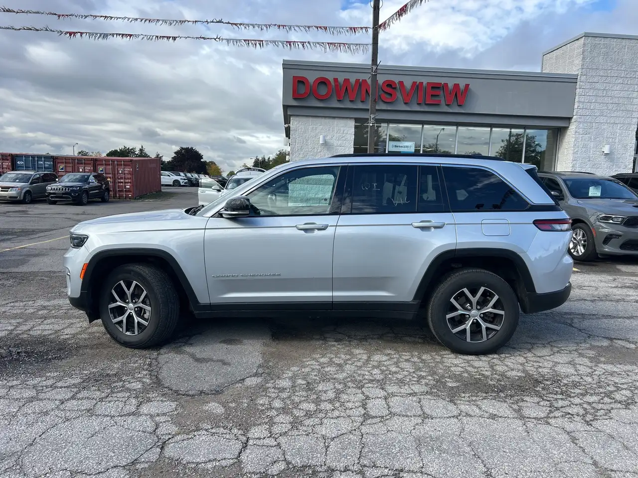 Jeep Grand Cherokee снимка Jeep Grand Cherokee