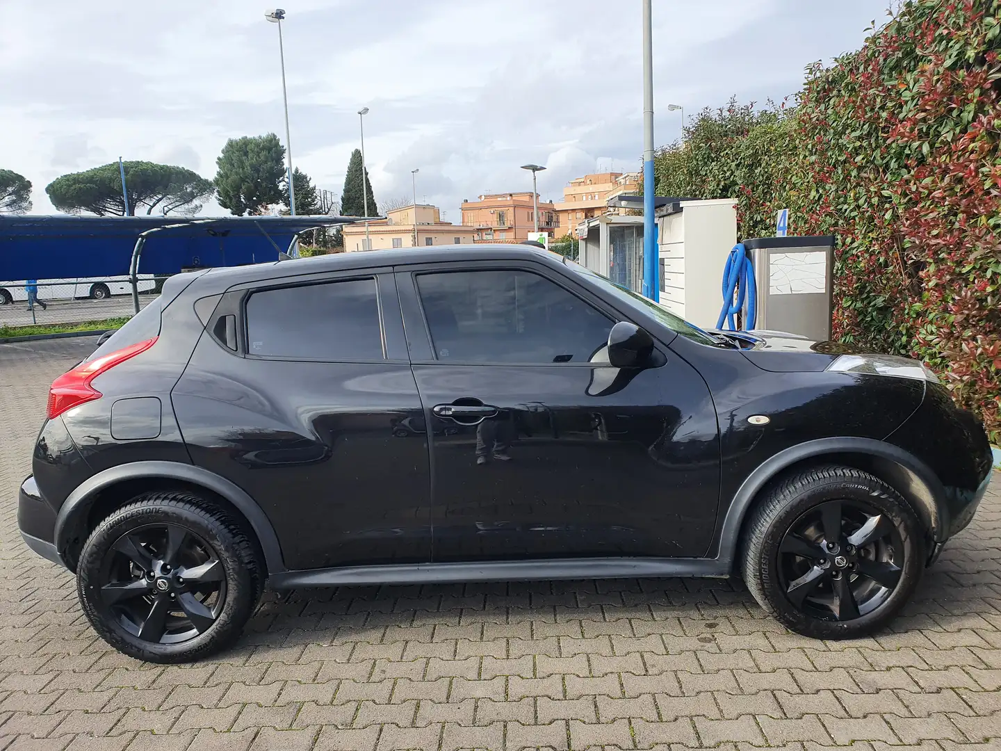 Nissan Juke Juke 1.5 dci crna - 2