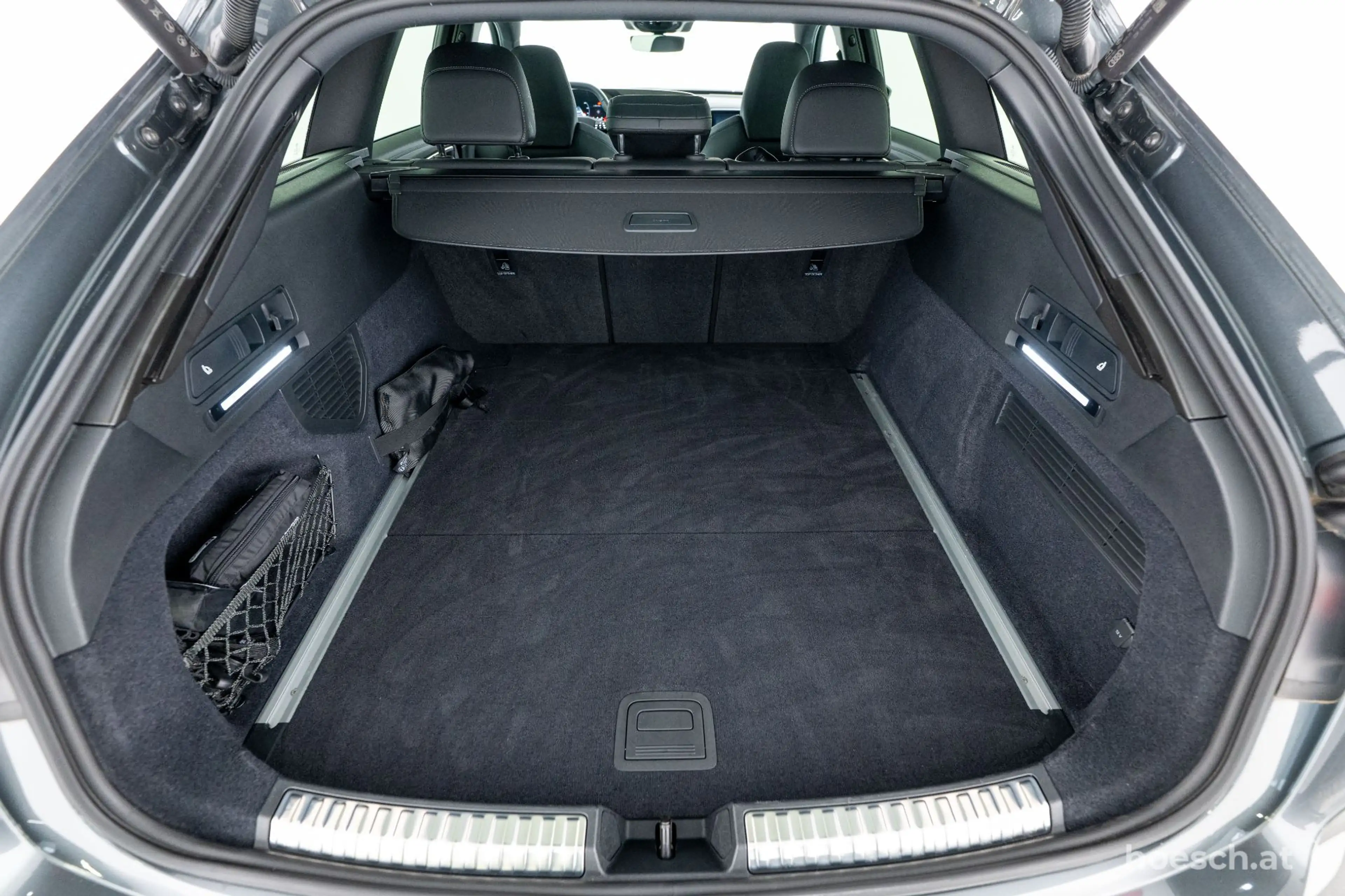 Audi A6 Avant TDI 2xS-LINE BLACK PANO MATRIX 360° AKTION — photo 8