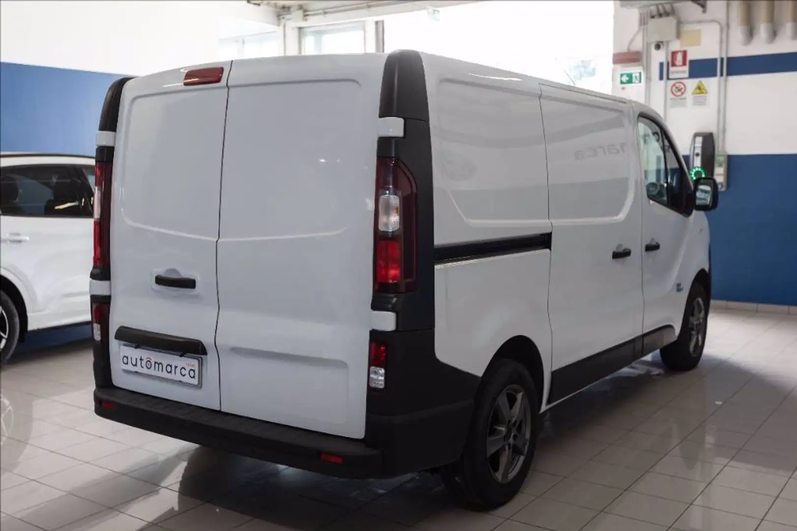 Fiat Talento 1.6 twin t. mjt LH1 12Q 125cv E6 Blanco - 2