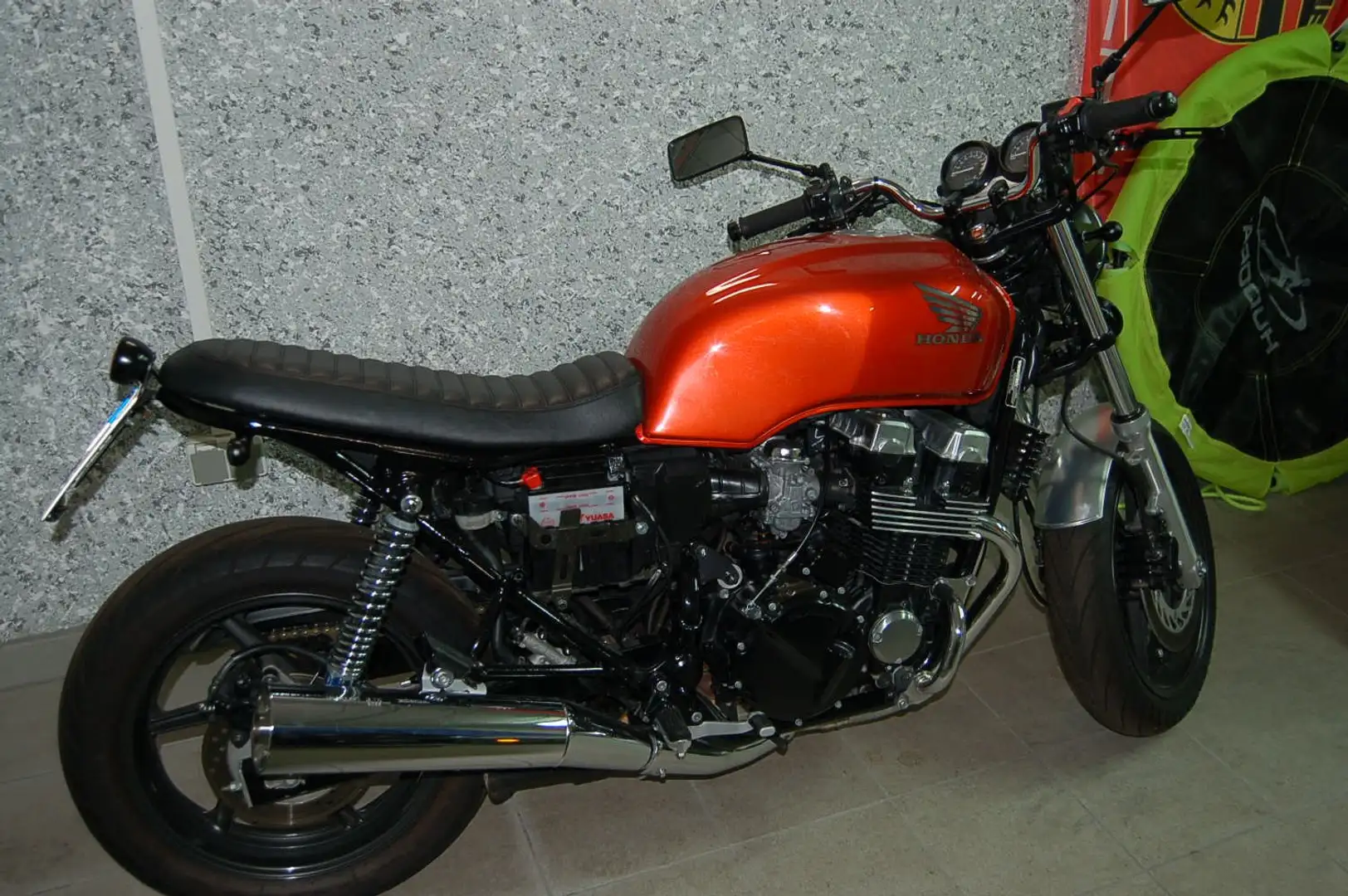 Honda CB 750 Seven Fifty RC 42 Roadster Umbau Portocaliu - 2