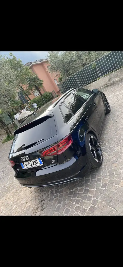 Audi A3 Sportback 2.0 tdi Ambiente - 2