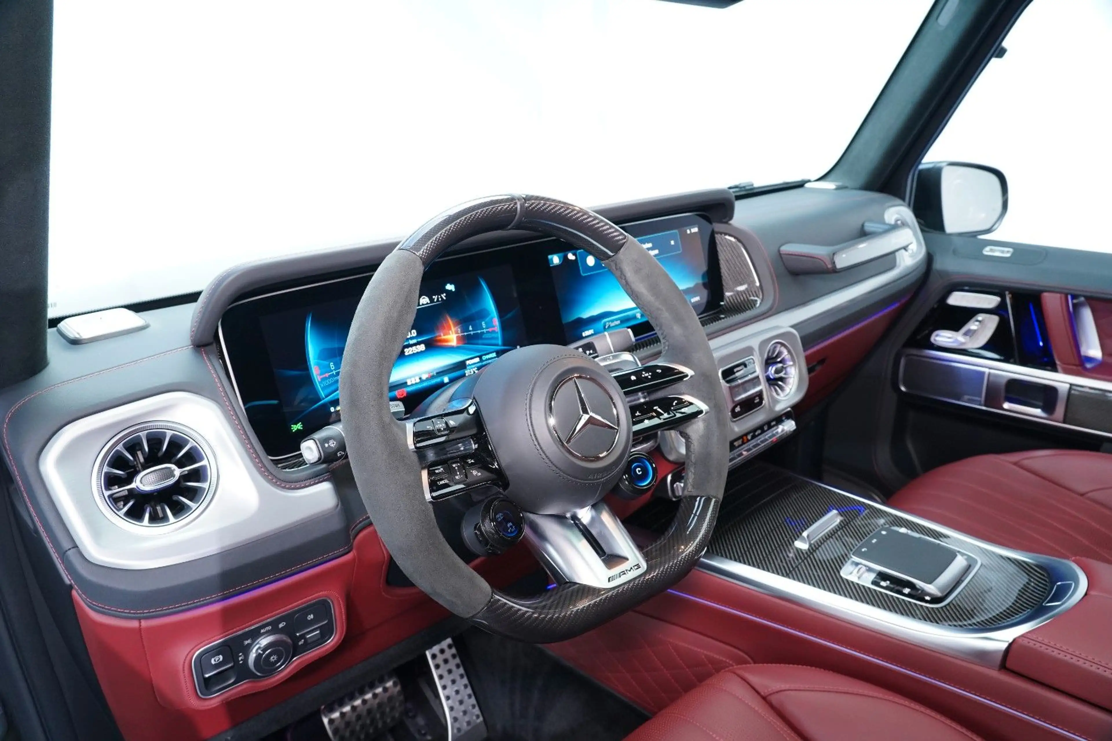 Mercedes-Benz G 63 AMG AMG G 63 MAGNO/BENGALRED/A22/BURMESTER®3D/CARBON — photo 11