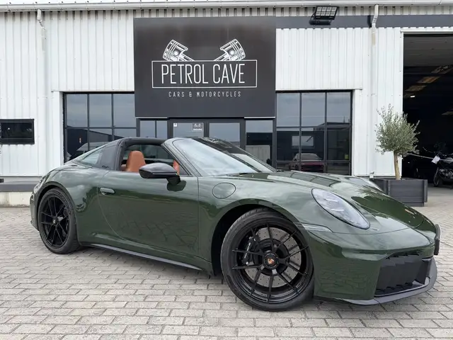 Porsche 992 911 Carrera 4 Targa 3.6 Turbo HEV GTS PDK
