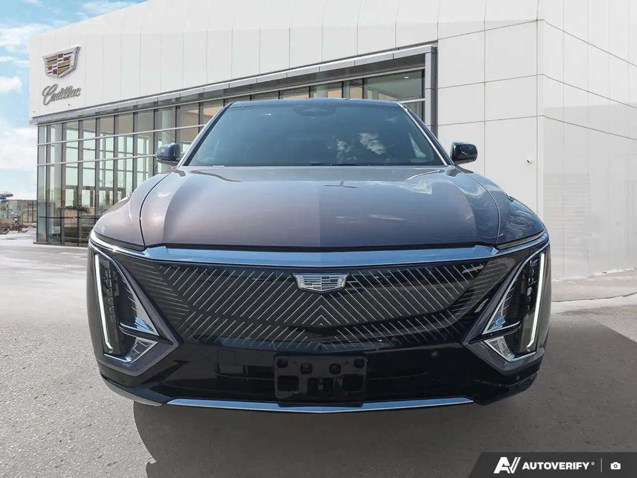 Cadillac Lyriq снимка Cadillac Lyriq