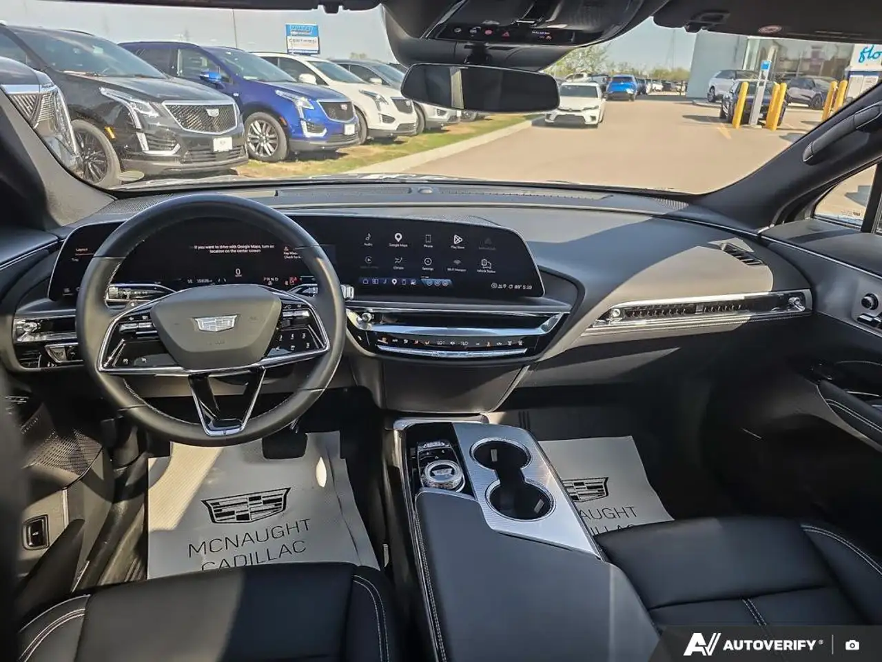 Cadillac Lyriq снимка Cadillac Lyriq