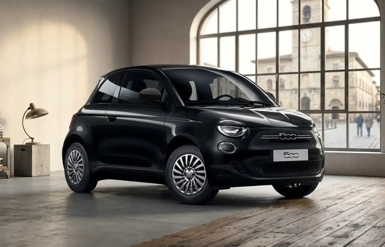 Fiat 500 hybrid — photo 1 of 5