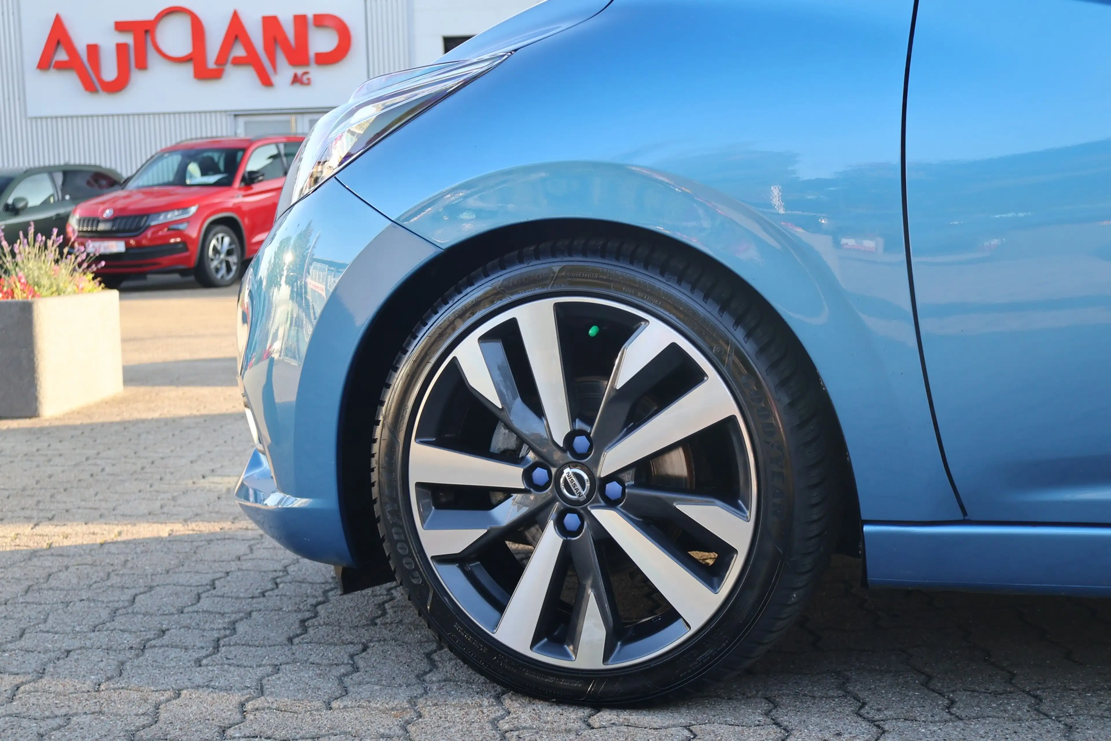 Nissan Micra 1.0 Tekna 360° AHK Beats Sitzheizung LED — photo 3