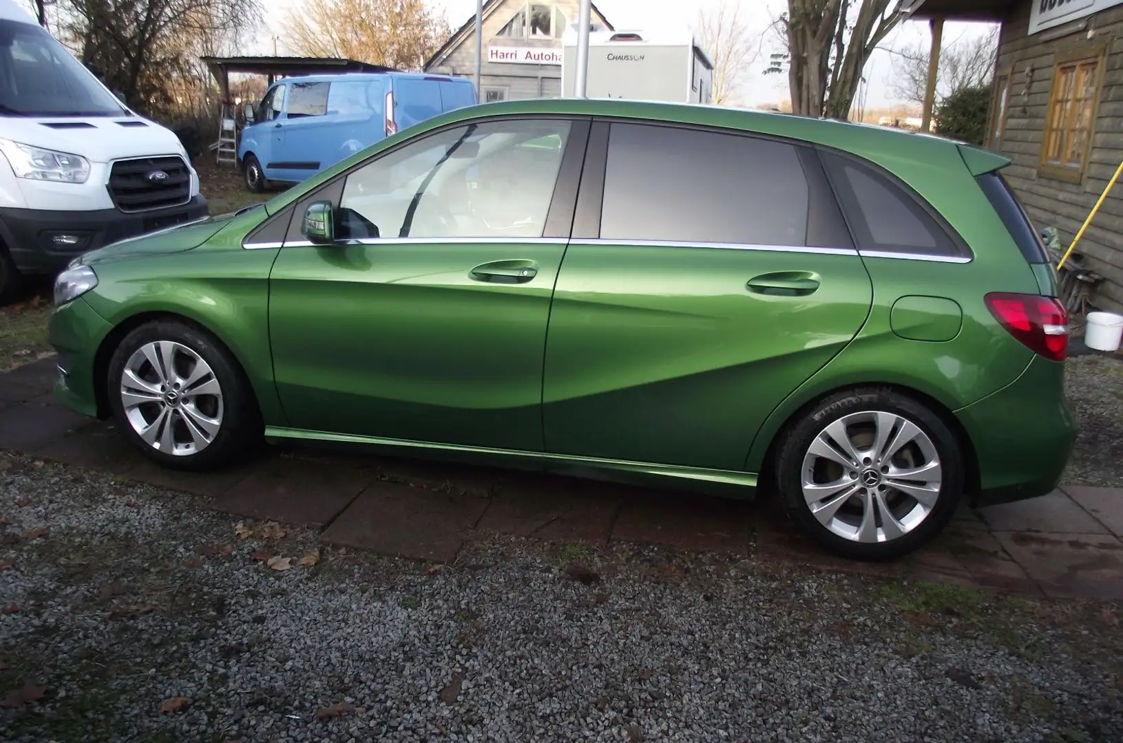 Mercedes-Benz B 200 Sports Tourer Grün - 2
