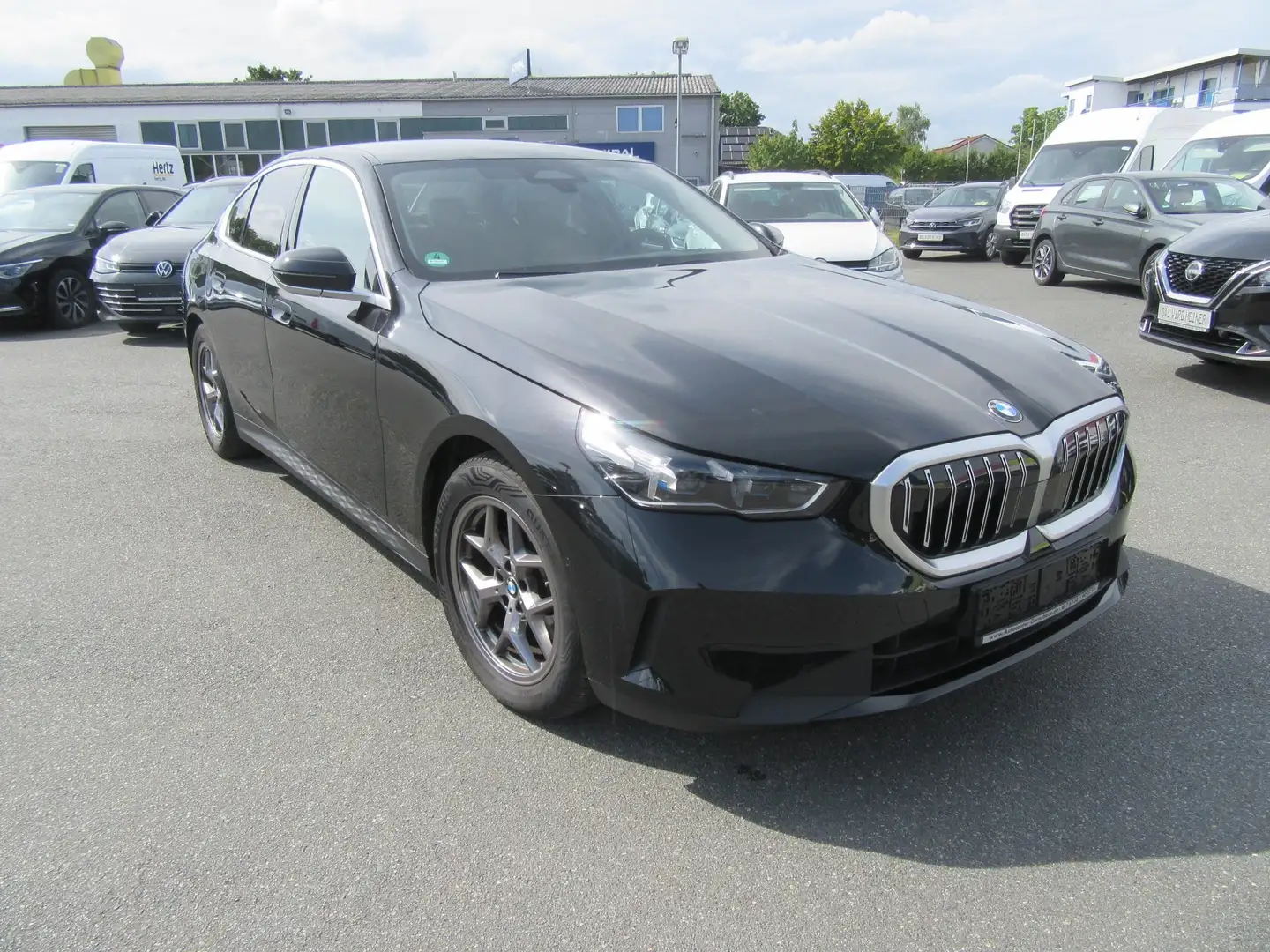 BMW 520 520 i Automatik NEUES MODEL! Schwarz - 1