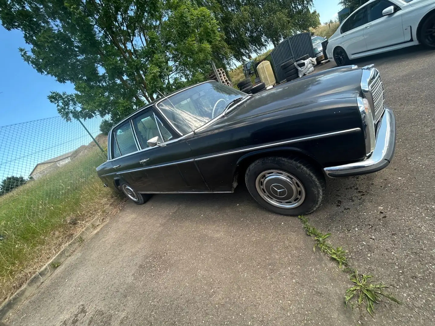 Mercedes-Benz Strich 8 Oldtimer Schwarz - 2