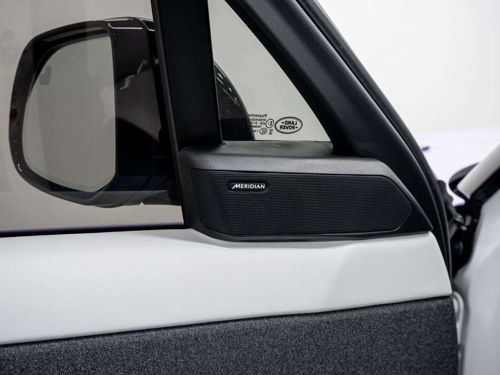 2023 Land Rover Range Rover Sport P400 DYNAMIC S | CUSTOM WRAP thumb 30