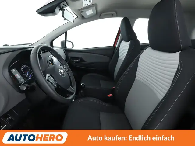 Toyota Yaris view 10