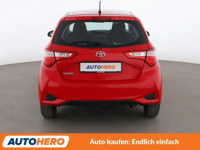 Toyota Yaris view 5