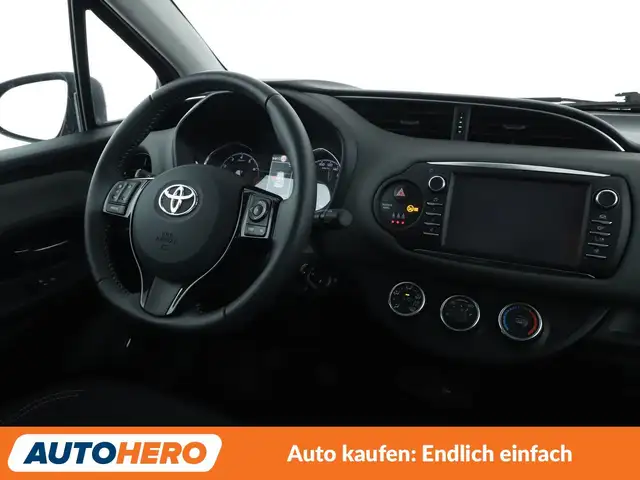 Toyota Yaris view 13