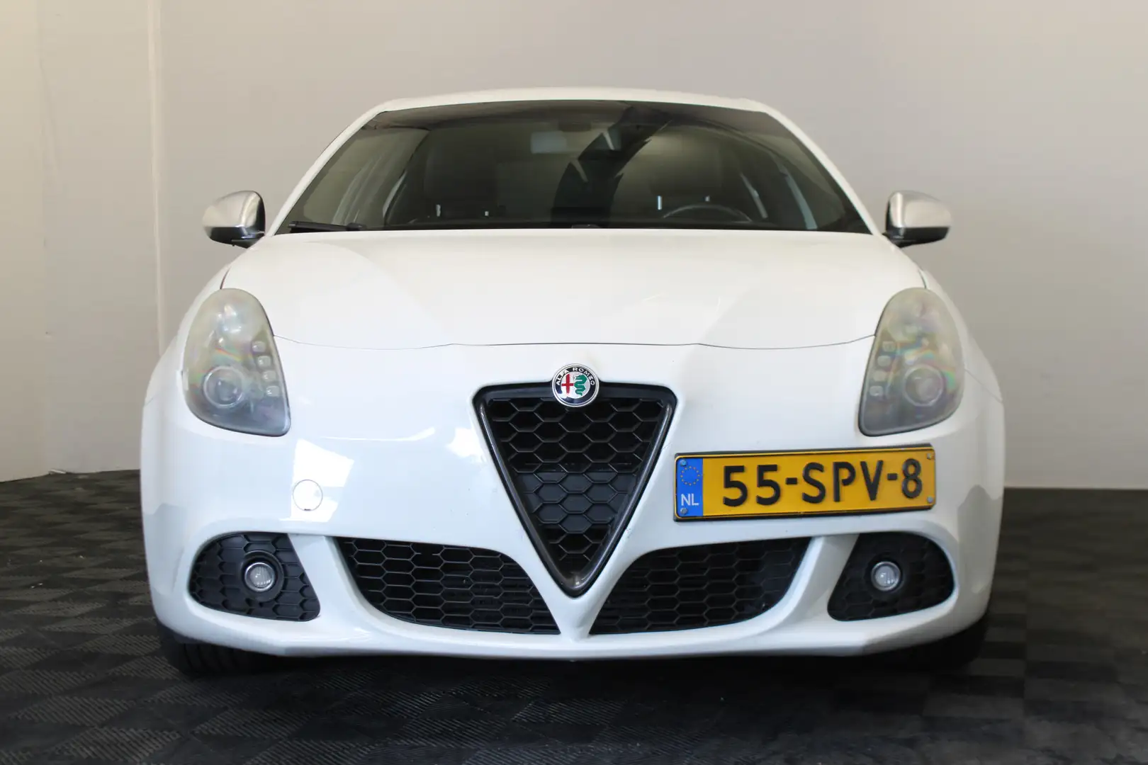 Alfa Romeo Giulietta 1.4 T Distinctive Weiß - 2