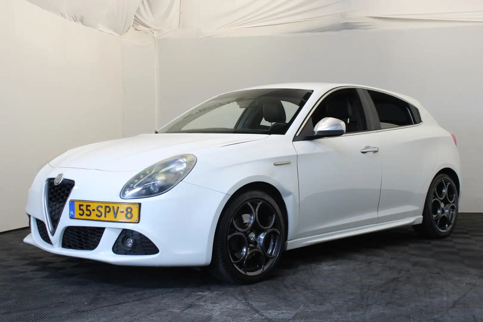 Alfa Romeo Giulietta 1.4 T Distinctive Weiß - 1