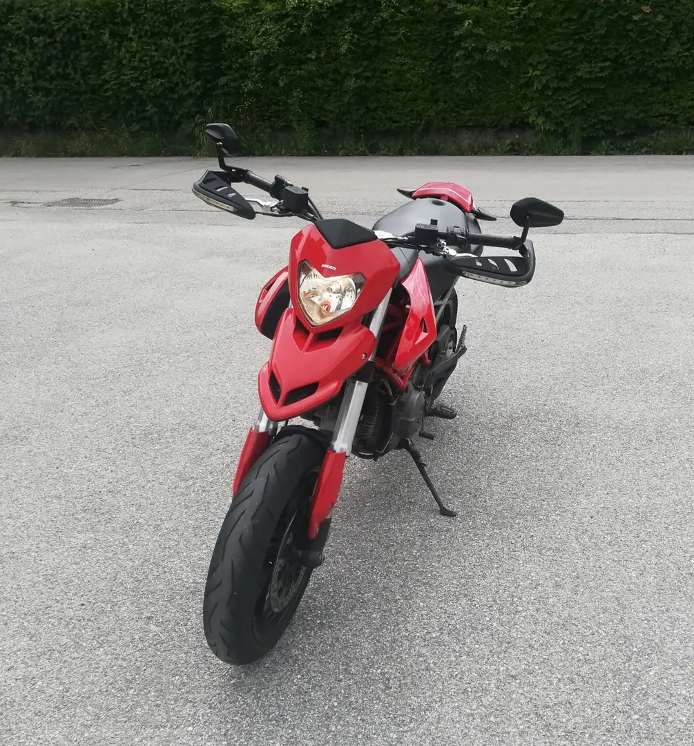 Ducati Hypermotard 796 Rojo - 1