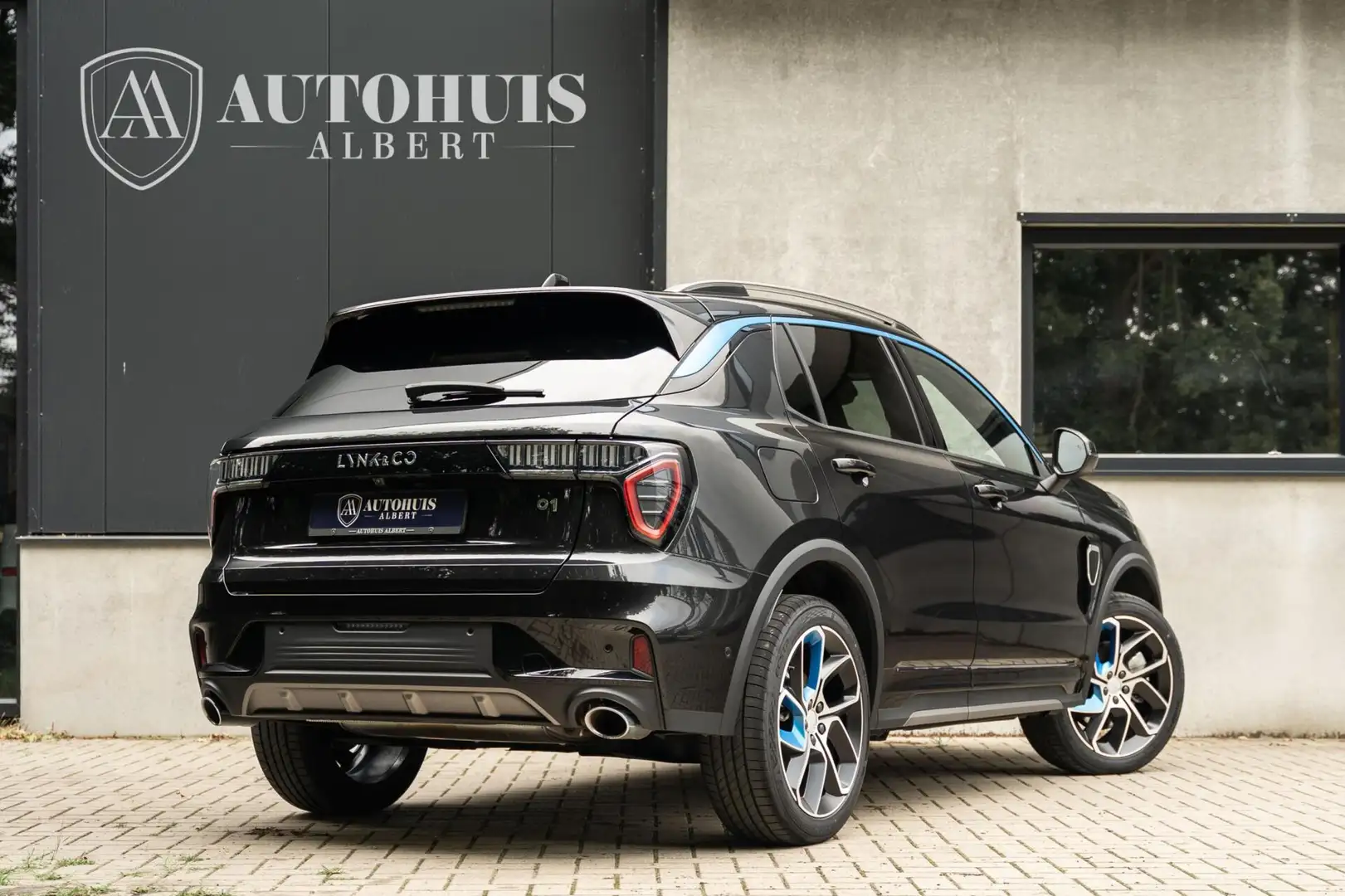 Lynk & Co 01 1.5 PHEV Business Edition 360c Pano Infinity Negru - 2