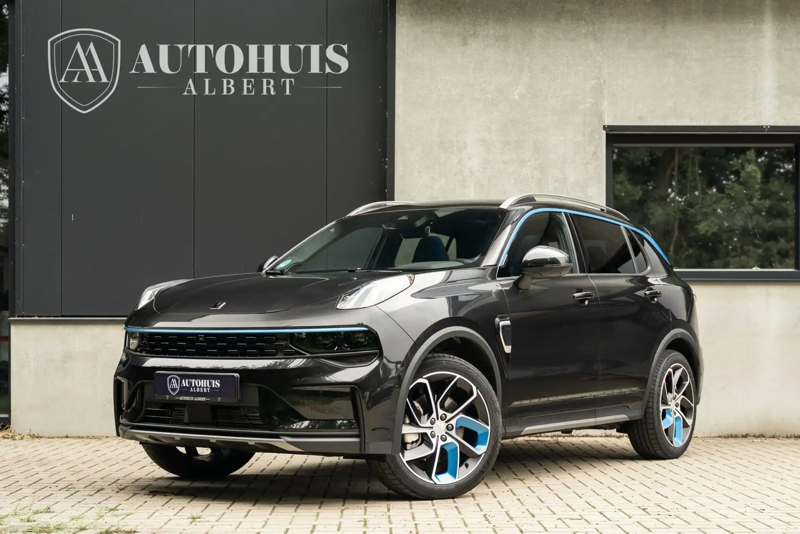 Lynk & Co 01 1.5 PHEV Business Edition 360c Pano Infinity Negru - 1