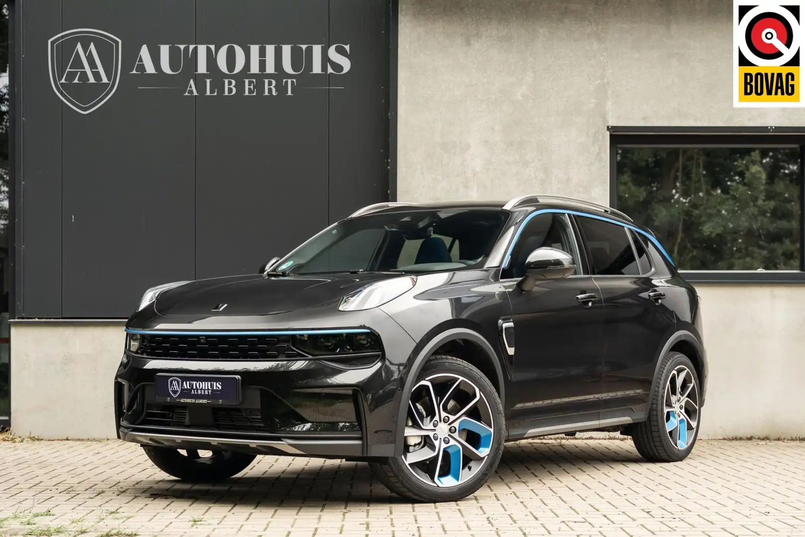 Lynk & Co 01 1.5 PHEV Business Edition 360c Pano Infinity Negru - 1