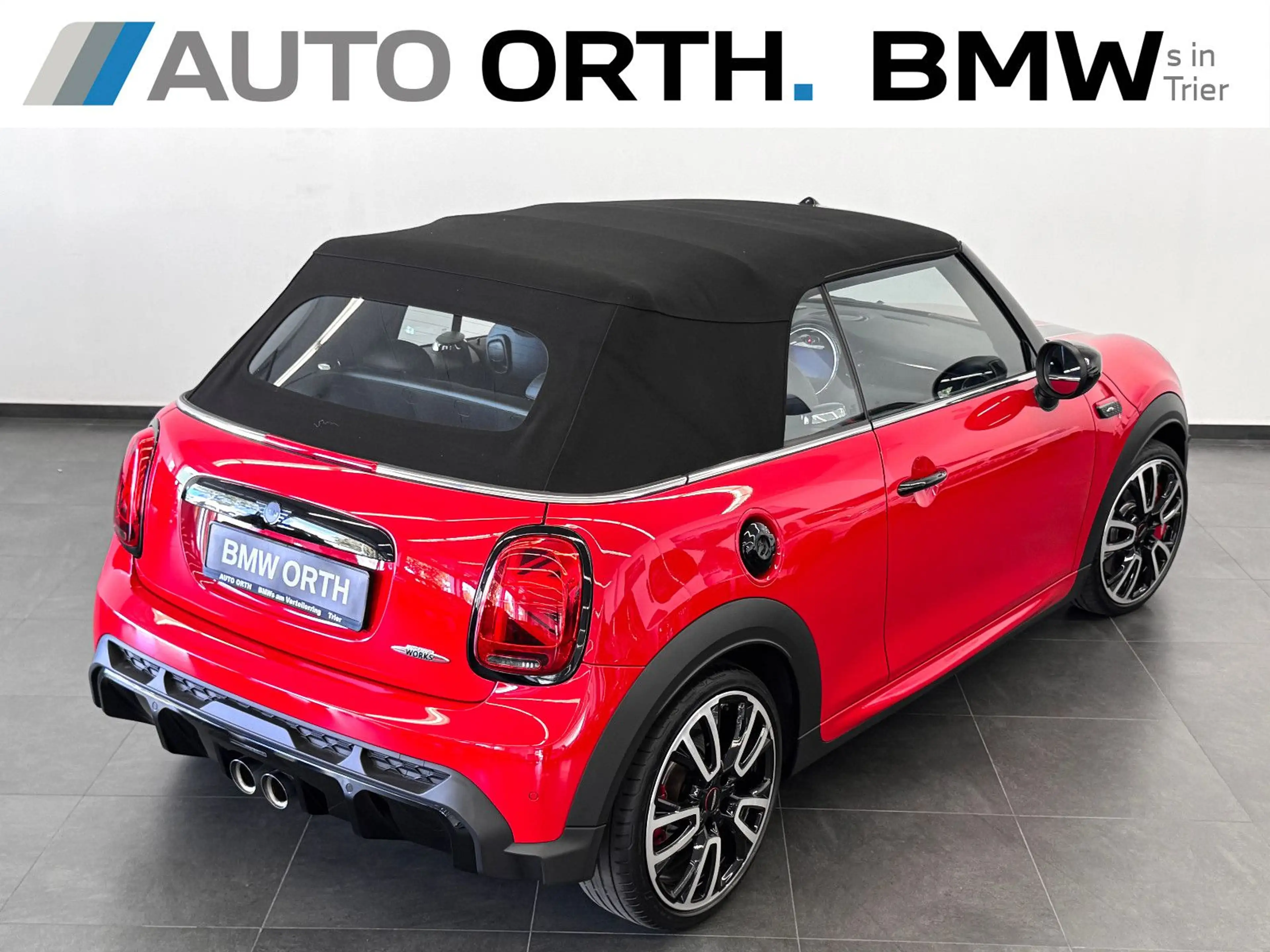 MINI John Cooper Works Cabrio SP-AUT. HUD RFK ACC h/k — photo 9