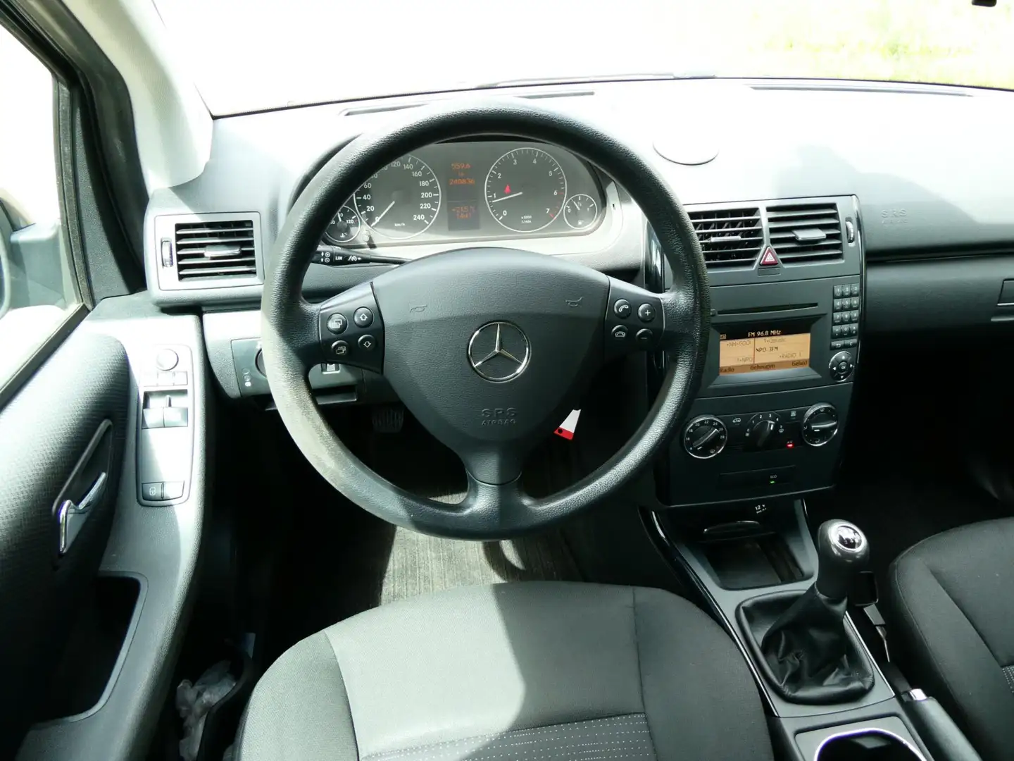 Mercedes-Benz A 160 95pk Airco Cruise 2e eigenaar Hoge instap Historie Zwart - 2