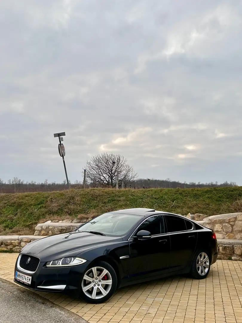 Jaguar XF 2.2D PICKERL bis 03/2026 Limousine - 1
