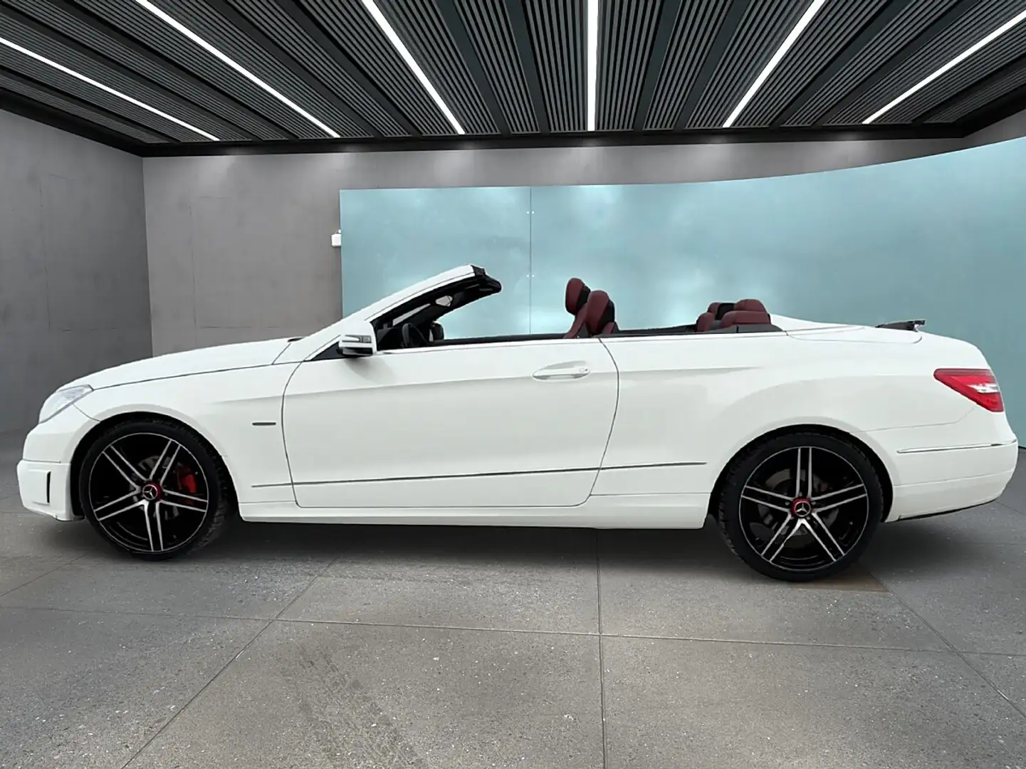 Mercedes-Benz E 220 CDI BlueEfficiency Aut.*Nur 42.000km* Weiß - 2